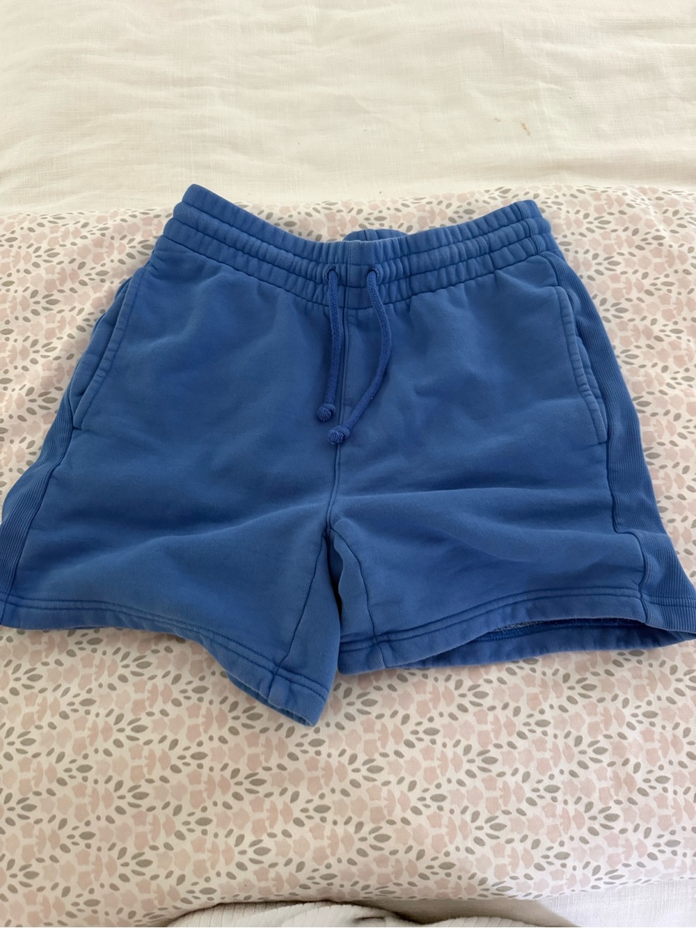 Aritzia TNA shorts